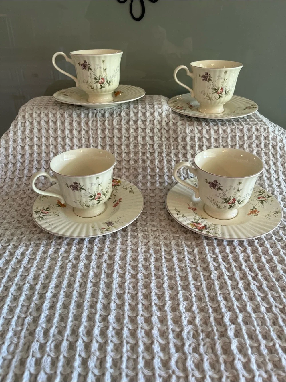 Vintage Mikasa, classic elegance Park lane tea cups, & saucer, (4) 429
